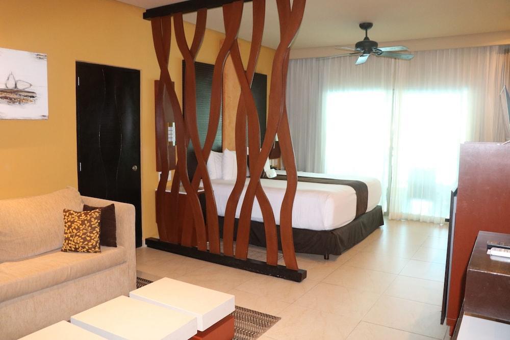 Generations Riviera Maya Family Resort Catamaran, Water Park & More Inclusive Puerto Morelos Esterno foto